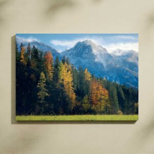 City in Bloom – Watercolor Urban Life